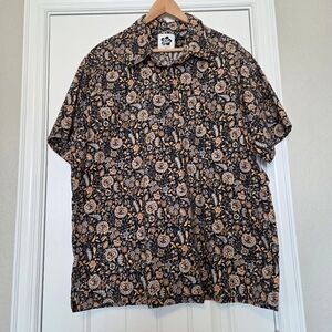 Hilo Hattie Men's Black And Peach Floral Hawaiian Aloha Shirt